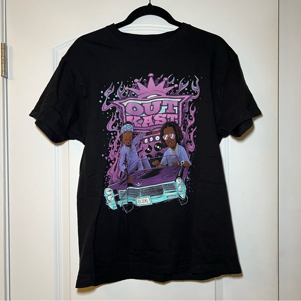 Outkast ATLIENS Cartoon Graphic Short Sleeve Black Tee Fits Men's Large